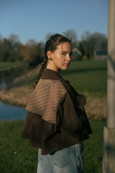 Attire cape brown