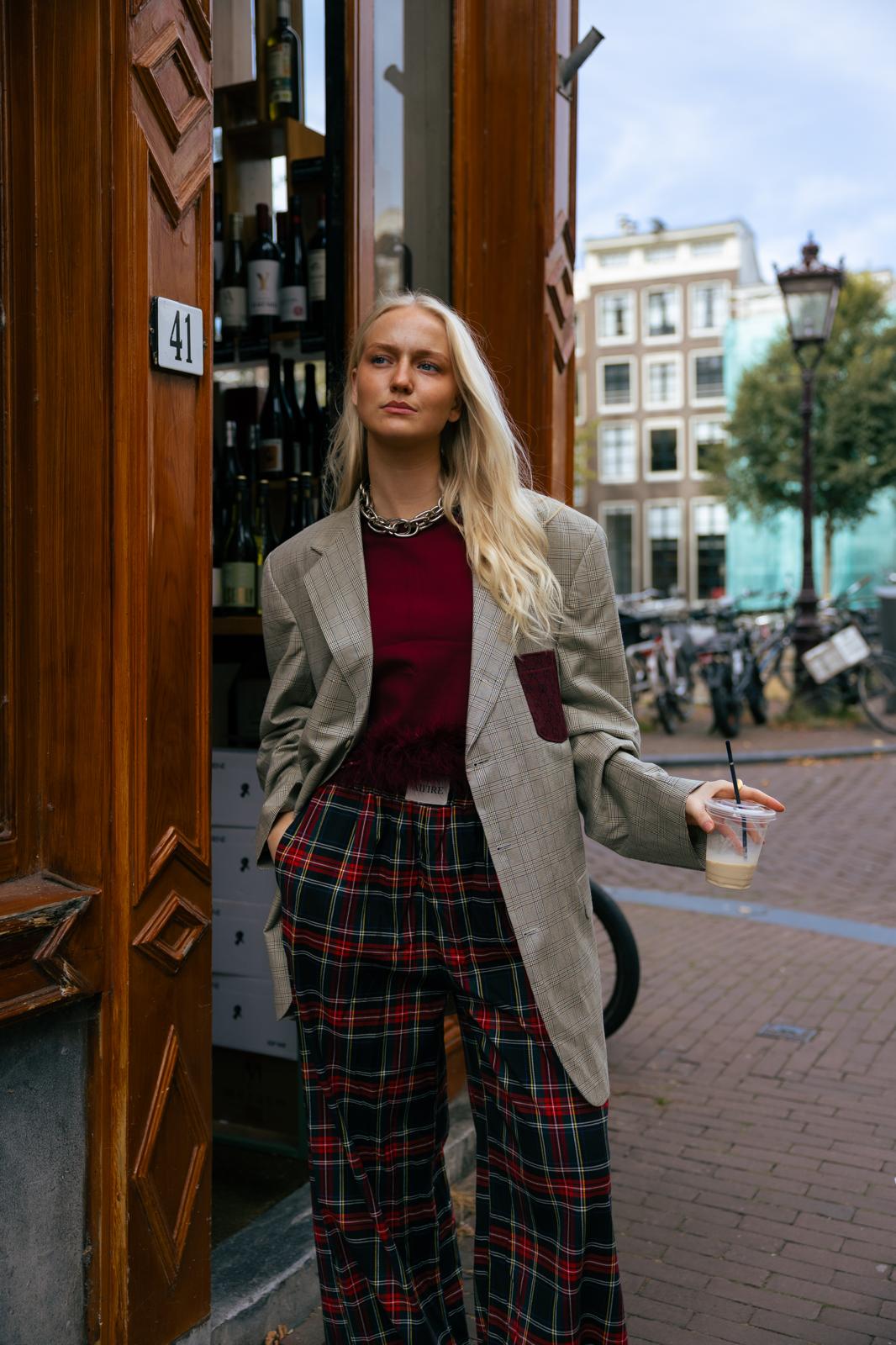 London blazer pocket