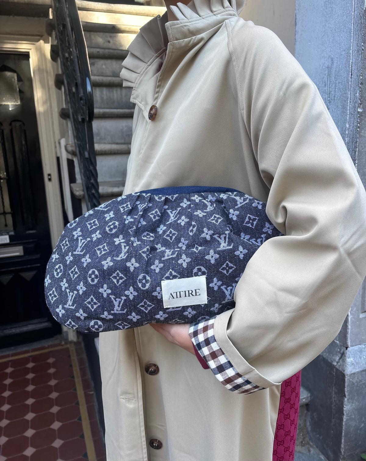 Attire clutch grey denim