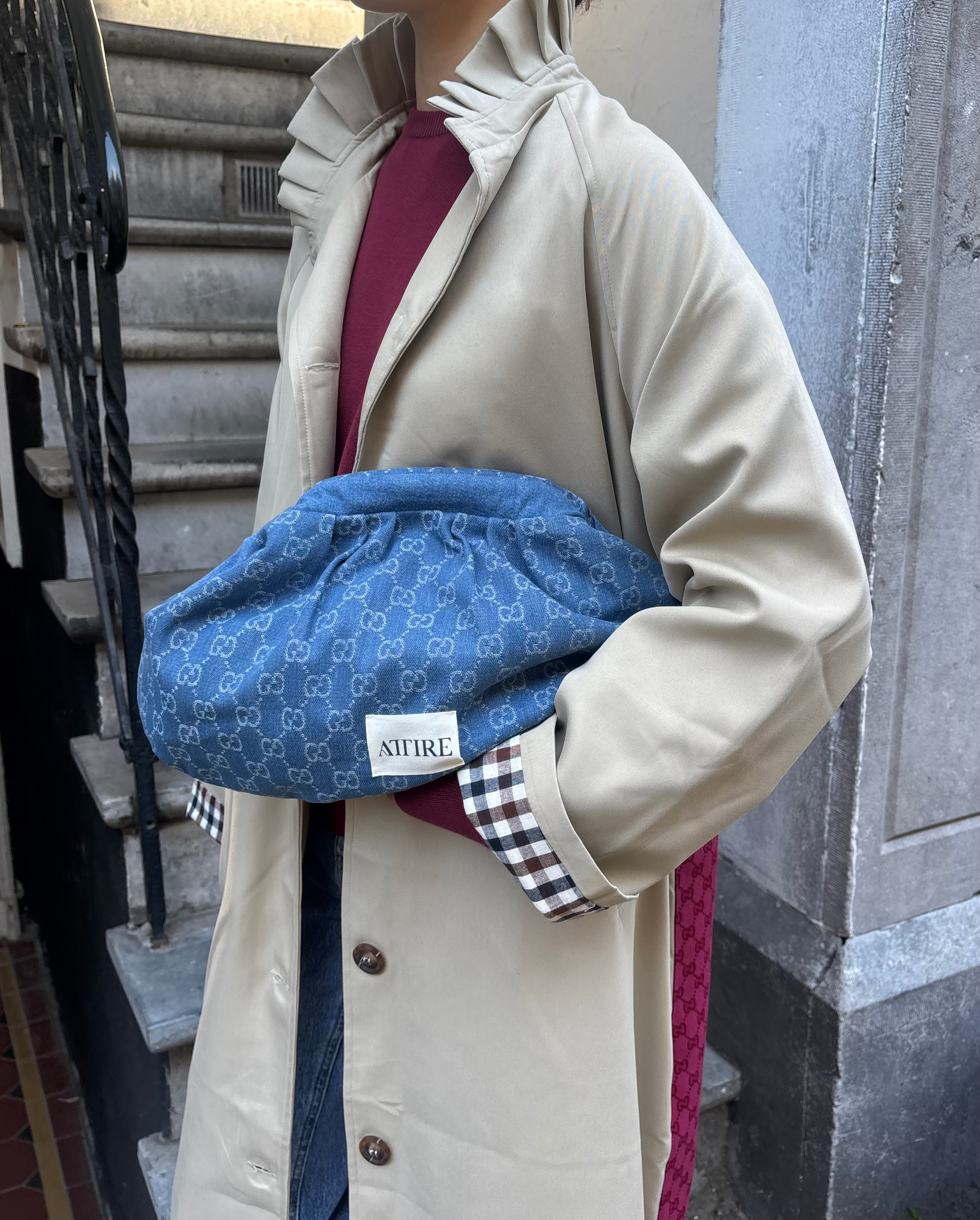 Attire clutch denim