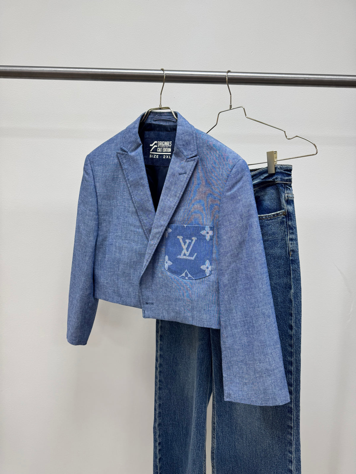 Cropped blazer light blue LV